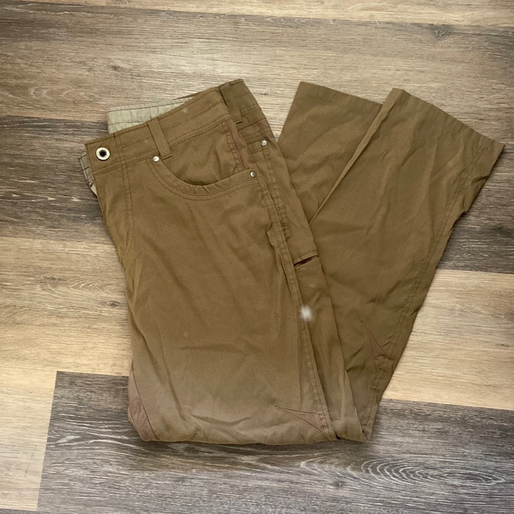 Kuhl khaki pants, size 32x30